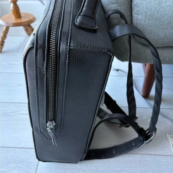 Matt & Nat Black Backpack - Picture 2 of 5